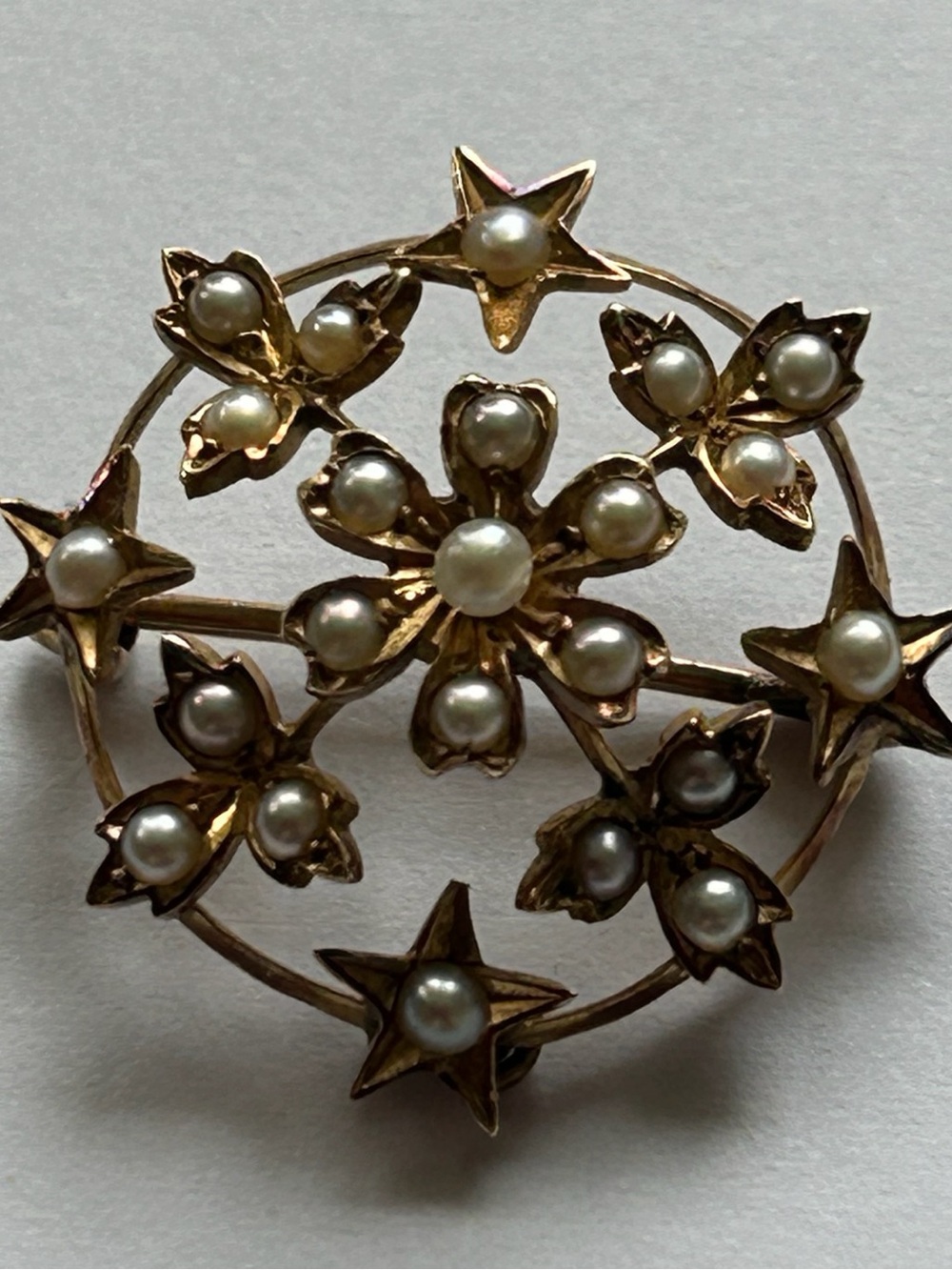 Antique 15K Yellow Gold and Pearl Floral Starburst Brooch